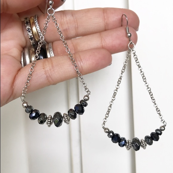 Diamond cut hematite & black crystal earrings - Picture 4 of 10